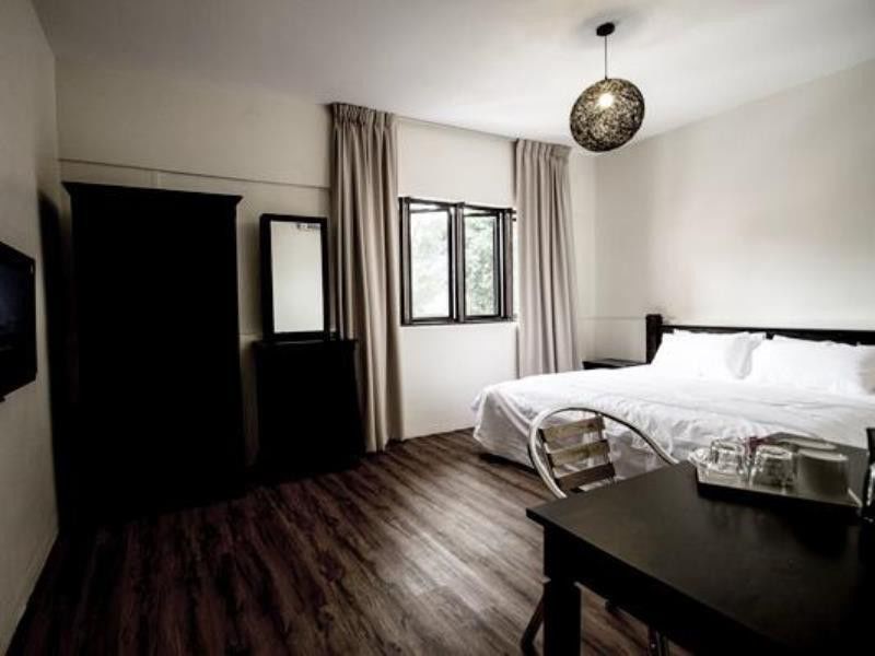 Hotel 8 Boutique By The Sea Tanjung Tokong Exterior foto